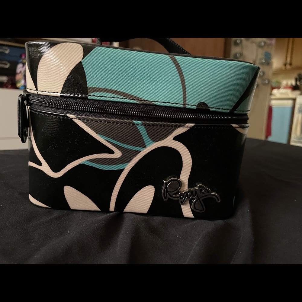 Roxy quicksilver makeup tote